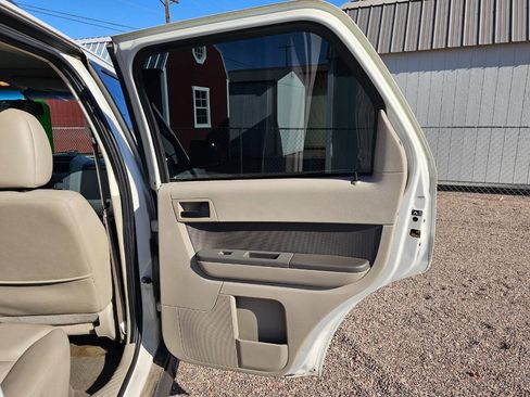 Used 2011 Ford Escape XLT w/ 203A Rapid Spec Order Code image 5