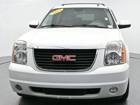Used 2013 GMC Yukon XL SLT image 2