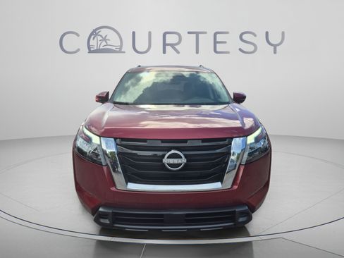 Certified 2024 Nissan Pathfinder SV AWD/4WD image 10