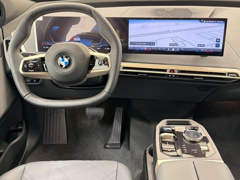 New 2026 BMW iX xDrive45 AWD/4WD image 22