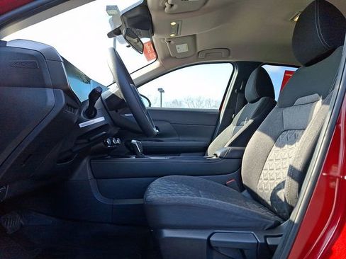 Certified 2025 Nissan Kicks SV image 16