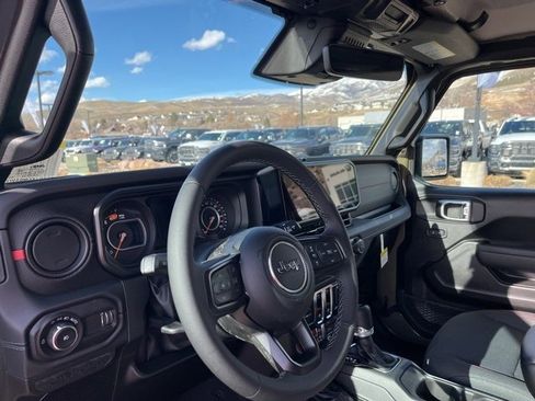 New 2026 Jeep Wrangler Rubicon image 12