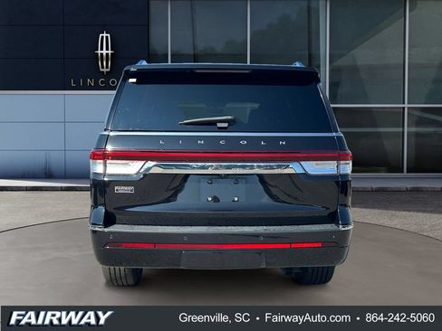 Used 2023 Lincoln Navigator Reserve RWD image 6