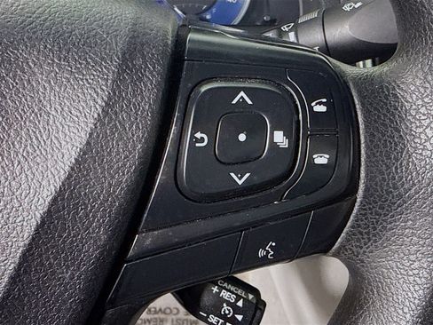 Used 2016 Toyota Camry LE image 15