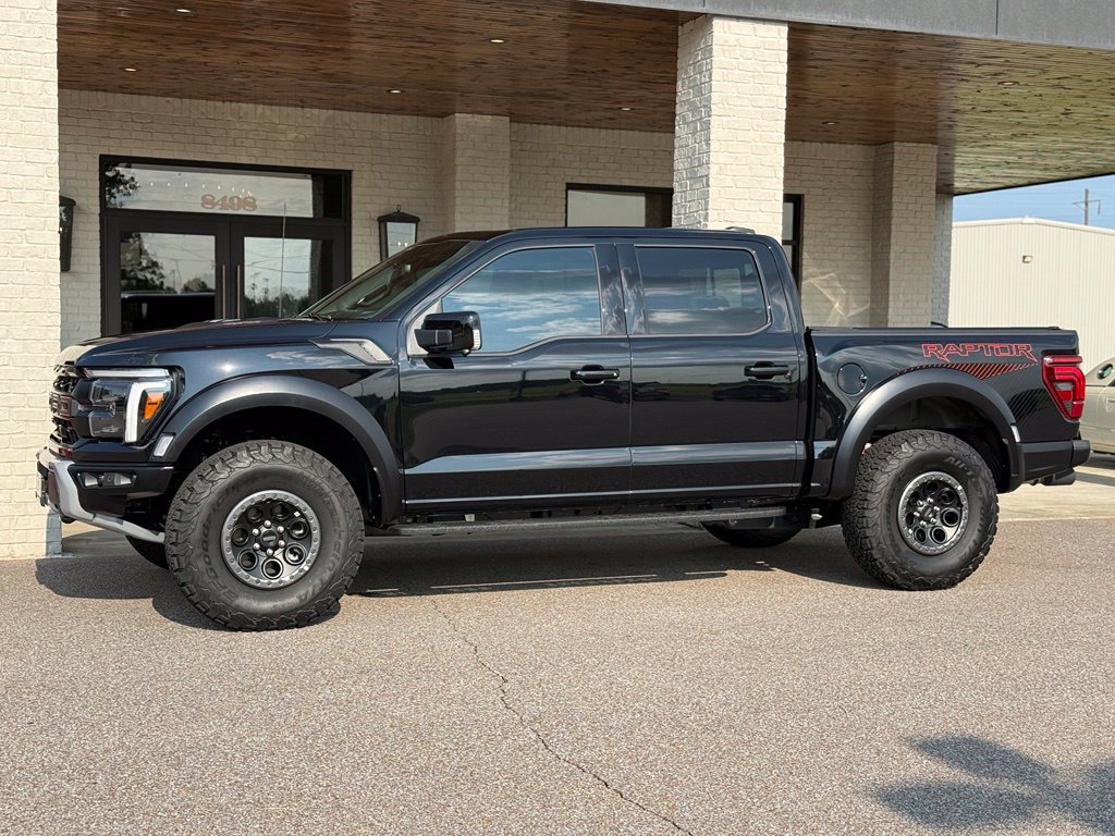 Used 2025 Ford F150 Raptor AWD/4WD image 13