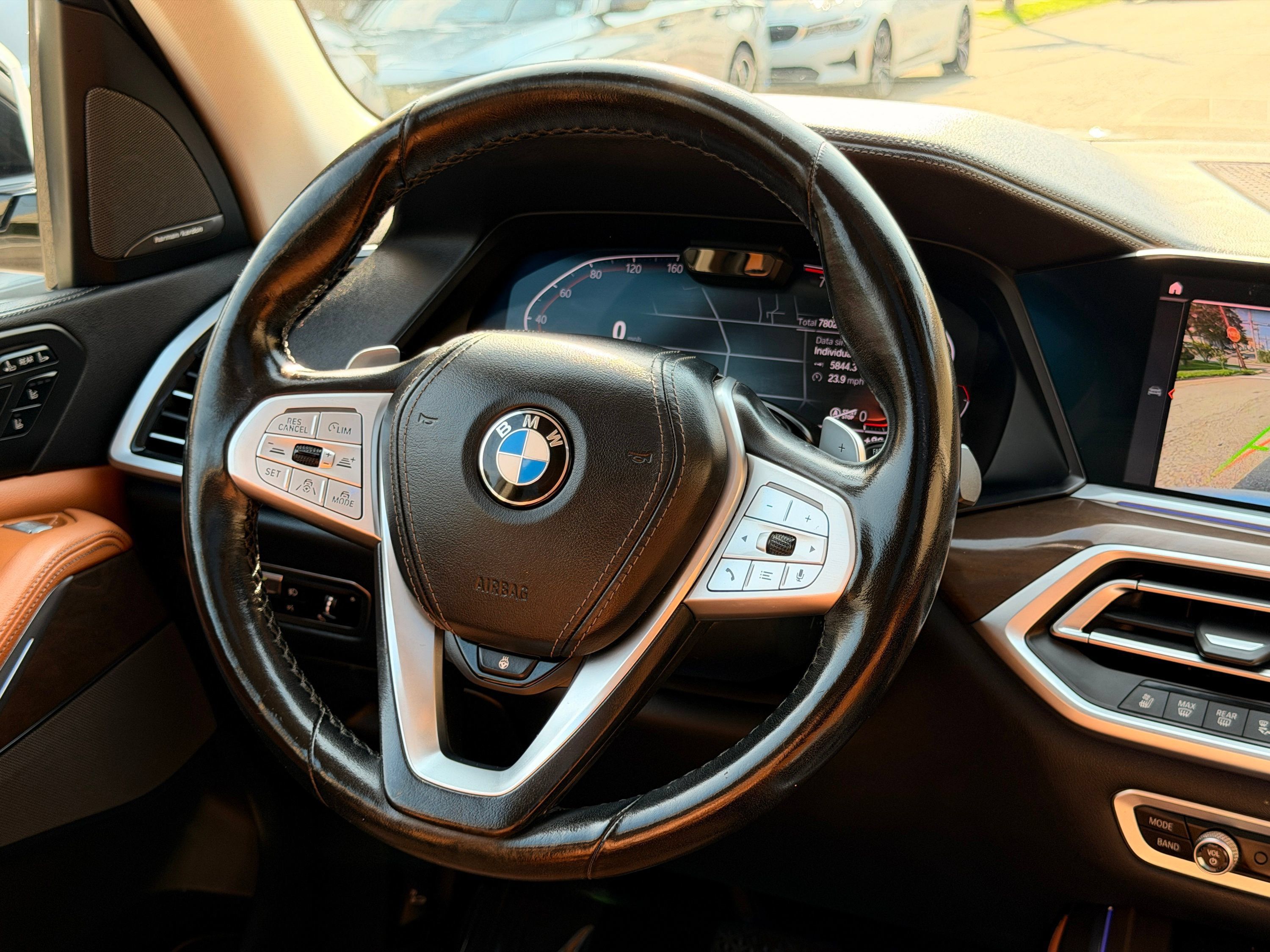 Used 2020 BMW X7 xDrive40i w/ Executive Package AWD/4WD image 30