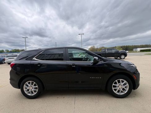 Used 2024 Chevrolet Equinox LT w/ LPO, Floor Liner Package AWD/4WD image 6