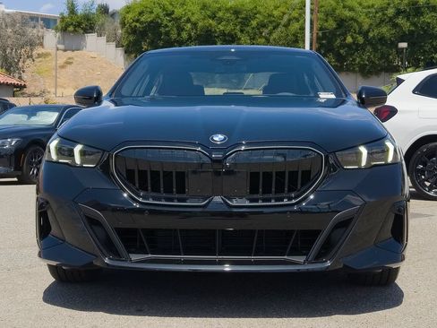 New 2027 BMW 530i w/ M Sport Package RWD image 2