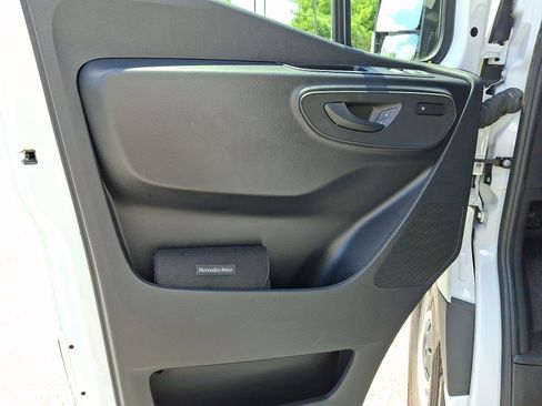 Used 2026 Mercedes-Benz Sprinter 2500 image 13
