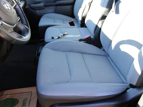 Used 2022 RAM 1500 Big Horn image 25