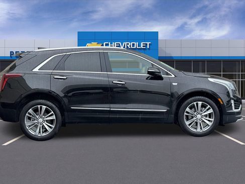 Used 2025 Cadillac XT5 Premium Luxury AWD/4WD image 3