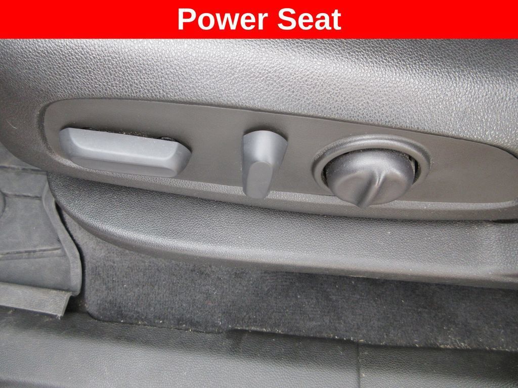 Certified 2023 Buick Enclave Essence FWD image 26