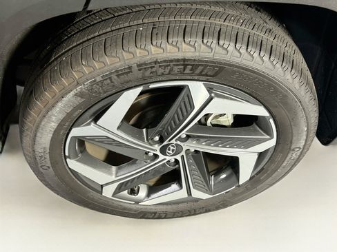Used 2023 Hyundai Tucson Limited AWD/4WD image 32