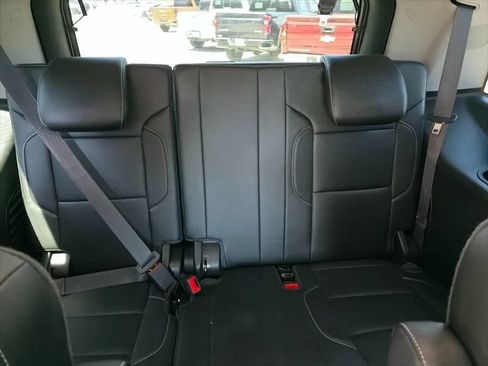 Used 2020 GMC Yukon SLT w/ HD Trailering Package AWD/4WD image 28