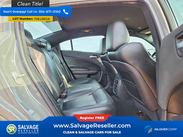 Used 2019 Dodge Charger SXT w/ Leather Interior Group RWD image 13