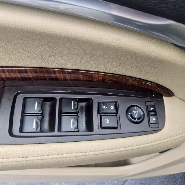Used 2019 Acura MDX SH-AWD image 16