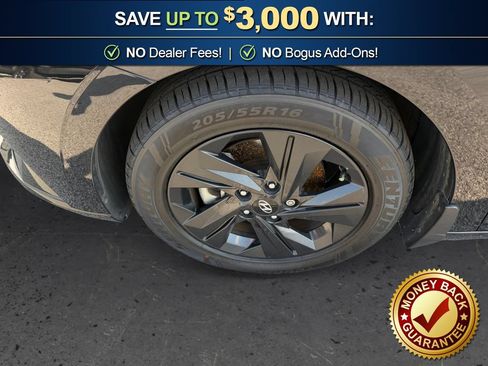 Used 2023 Hyundai Elantra Blue FWD image 11