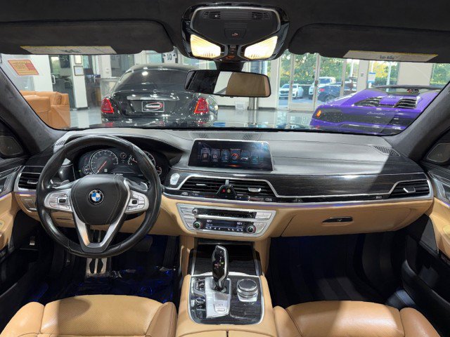 Used 2016 BMW 750i xDrive AWD/4WD image 3