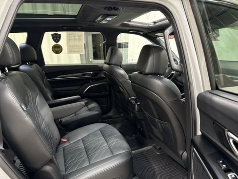 Certified 2024 Kia Telluride SX Prestige X-Line AWD/4WD image 34