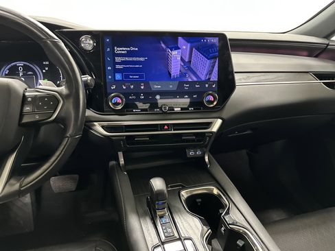 Used 2023 Lexus RX 350 w/ Cold Area Package image 30