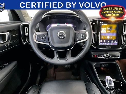 Certified 2024 Volvo XC40 B5 Ultimate w/ Protection Package Premier AWD/4WD image 8