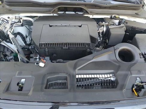 New 2025 Honda Pilot TrailSport image 17