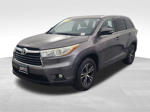 Used 2015 Toyota Highlander XLE image 8