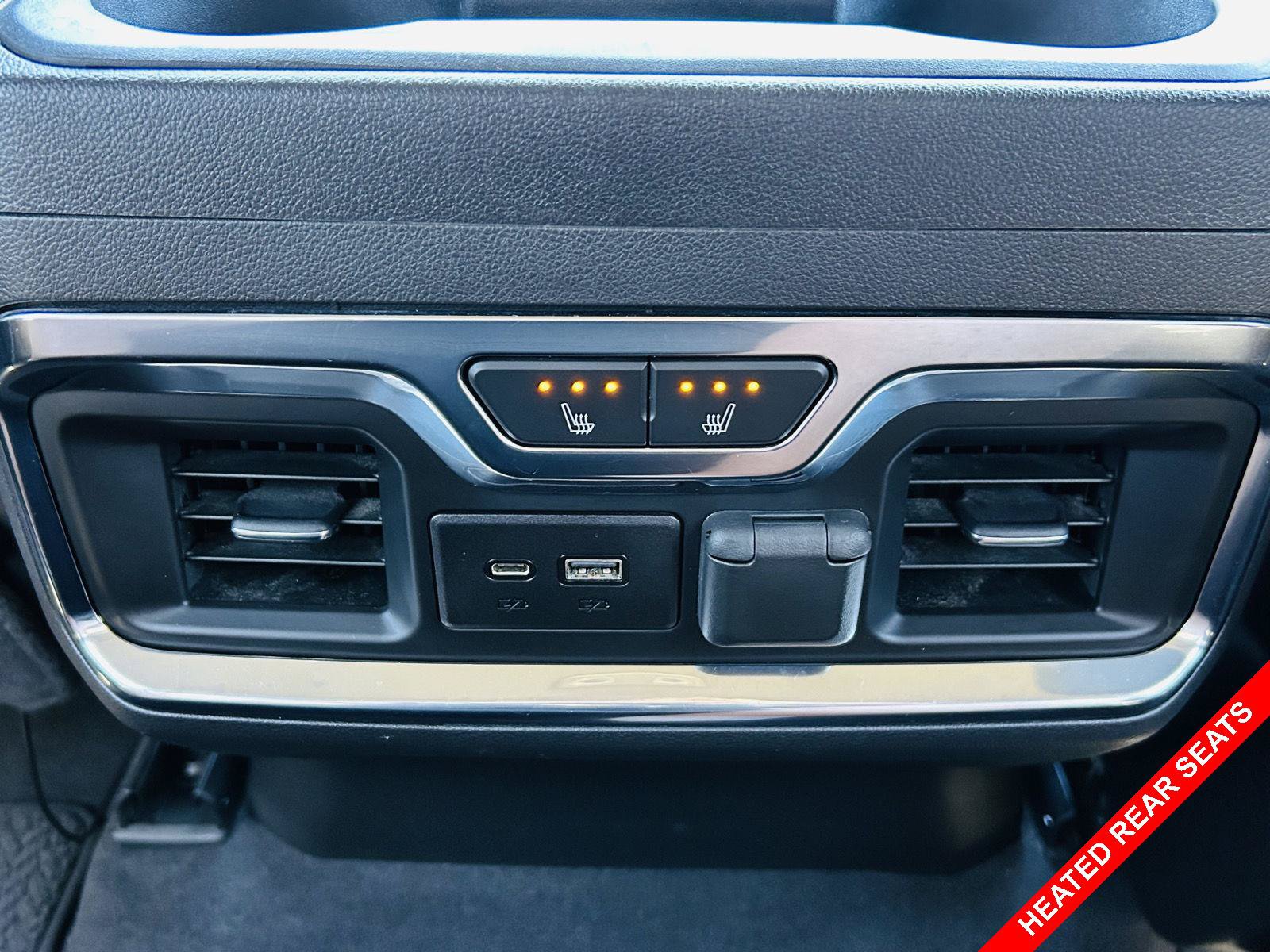 Used 2020 GMC Sierra 1500 Denali w/ Technology Package AWD/4WD image 10