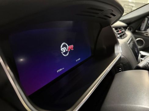 Used 2021 Land Rover Range Rover Sport SVR image 14