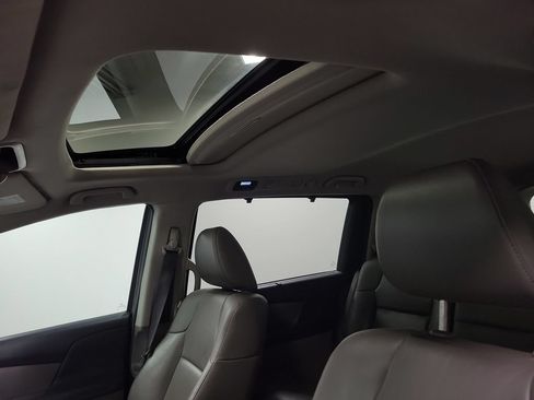 Used 2016 Honda Odyssey EX-L image 16