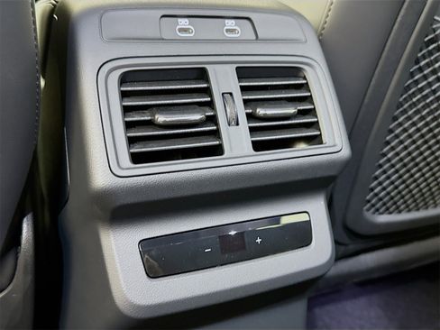 New 2025 Audi SQ5 Premium Plus image 26