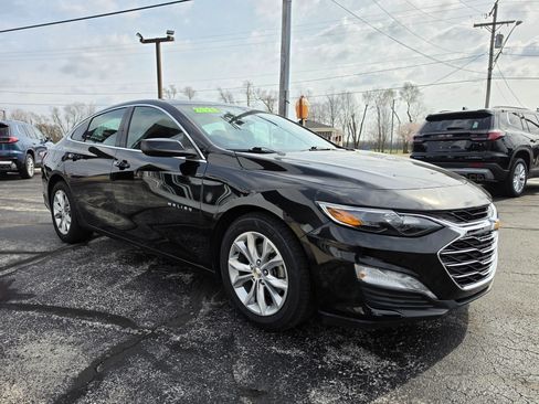 Used 2021 Chevrolet Malibu LT image 3