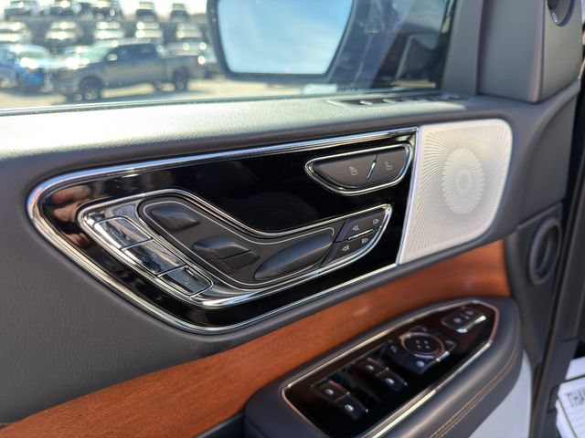 Used 2023 Lincoln Navigator L Black Label AWD/4WD image 24