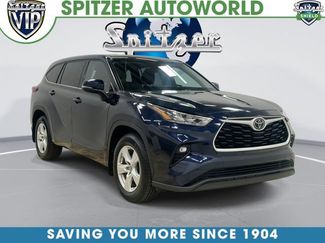 Used 2020 Toyota Highlander LE AWD/4WD video 1