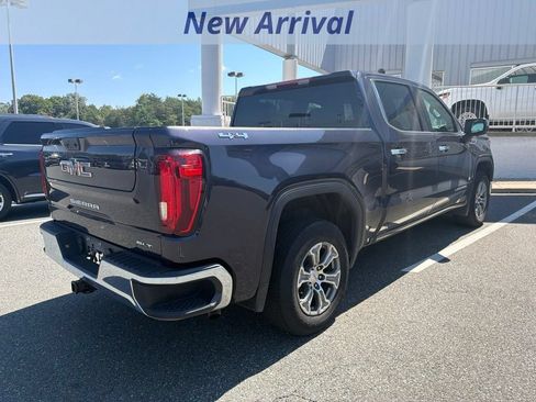 Used 2025 GMC Sierra 1500 SLT AWD/4WD image 8