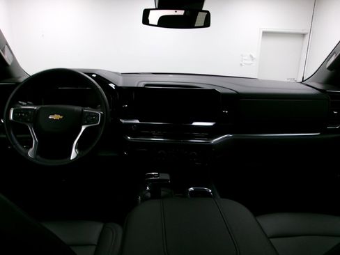 Certified 2023 Chevrolet Silverado 1500 LTZ w/ LTZ Convenience Package II AWD/4WD image 9