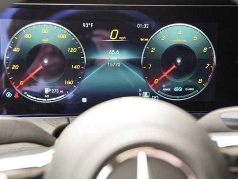Used 2023 Mercedes-Benz E 450 Coupe image 17