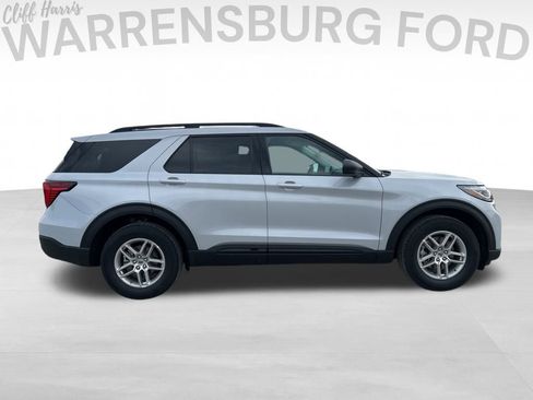 New 2026 Ford Explorer Active image 8