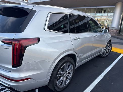 Used 2020 Cadillac XT6 Premium Luxury image 4