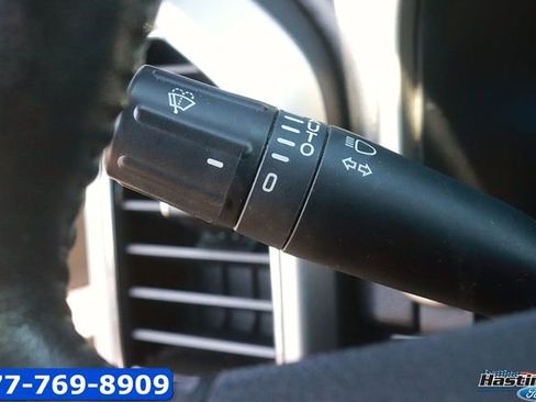 Used 2017 Ford F150 Lariat w/ Equipment Group 502A Luxury AWD/4WD image 28