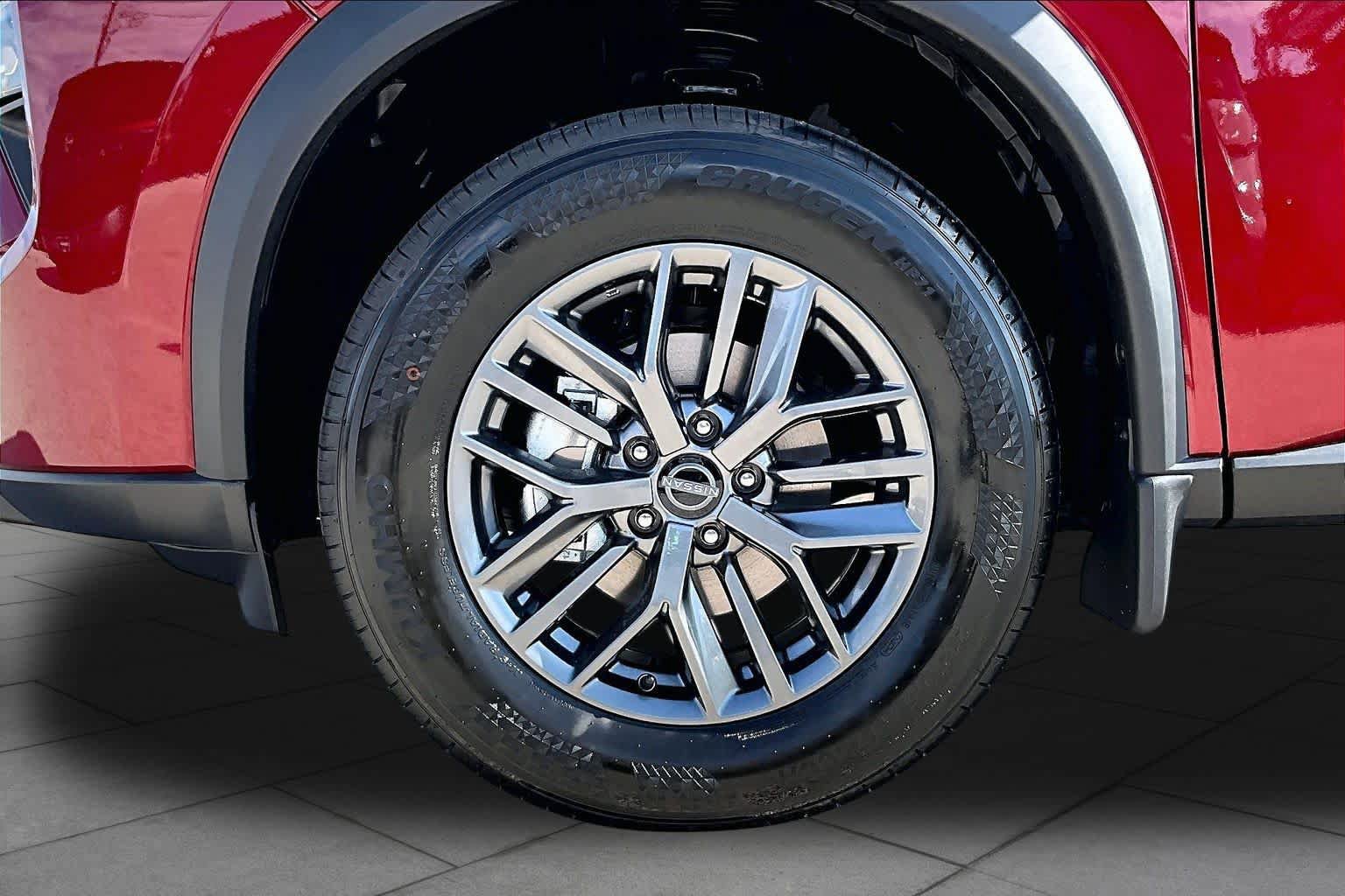 New 2027 Nissan Rogue S FWD image 11