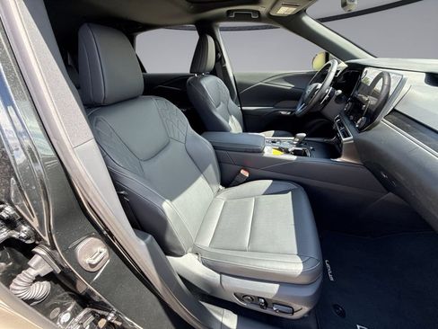 Used 2026 Lexus RX 350 Premium w/ Accessory Package (Z1) FWD image 16