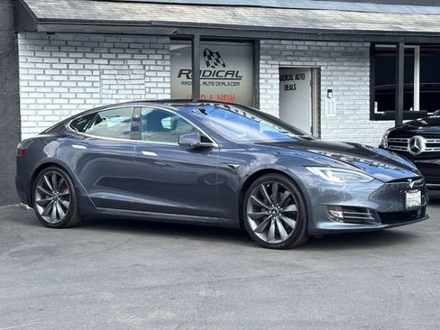 Used 2018 Tesla Model S 75D image 9