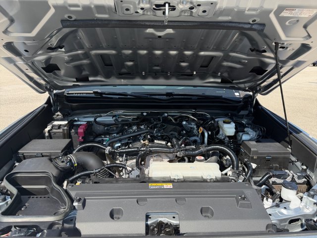 Certified 2025 Toyota Tacoma SR5 AWD/4WD image 20