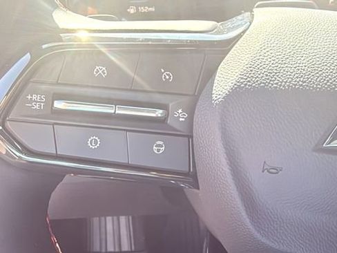 New 2026 Chevrolet Traverse RS w/ LPO, Floor Liner Package image 16