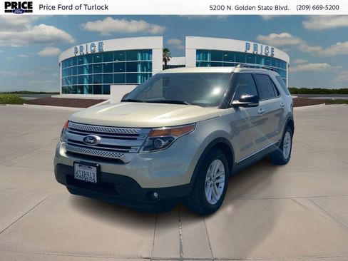 Used 2011 Ford Explorer XLT w/ 202A Rapid Spec Order Code FWD image 1