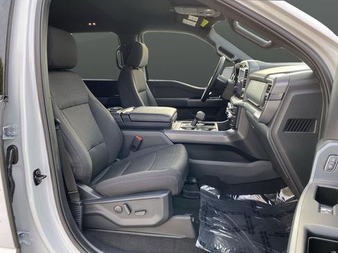 New 2025 Ford F150 XLT w/ Equipment Group 302A MID image 39