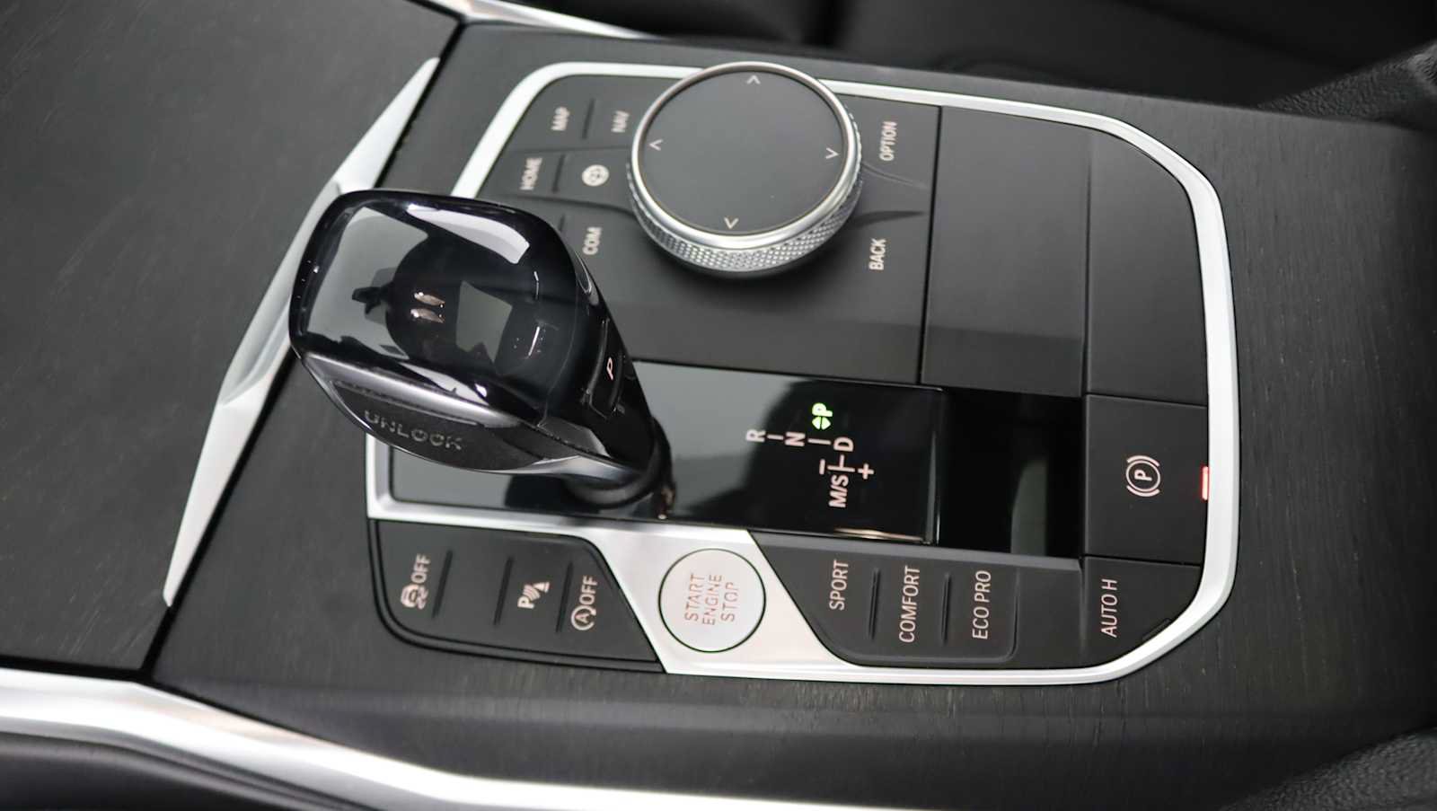 Used 2021 BMW 330i xDrive Sedan w/ Convenience Package AWD/4WD image 27