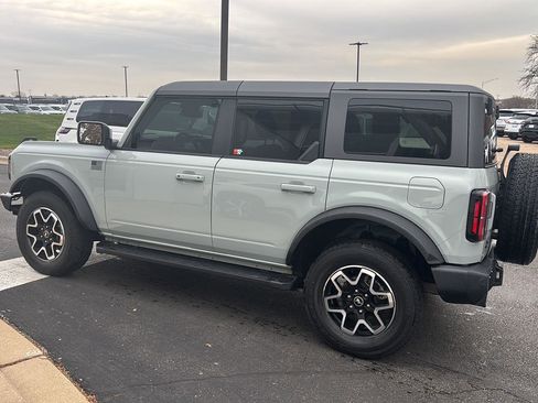 Used 2021 Ford Bronco Outer Banks image 11