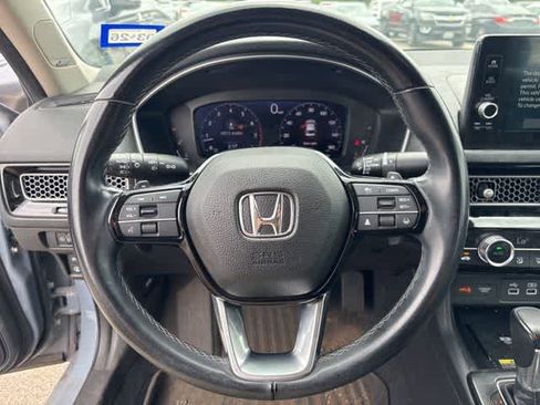 Used 2022 Honda Civic Touring image 14